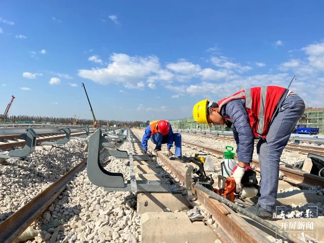 昆明地铁5号线渔村停车场施工进度完成90%（罗宗伟 通讯员 郭武辉 王正鹏 摄）